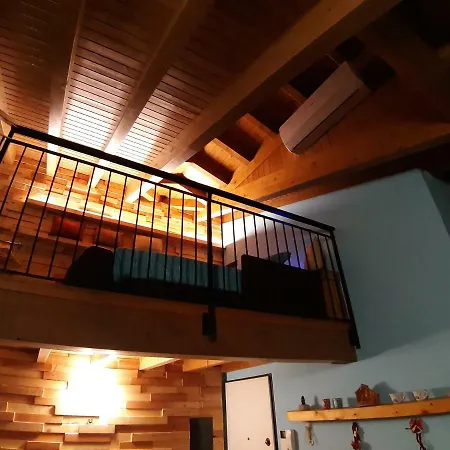 Ca' De' Mumi Apartament *
